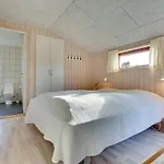 Laiurenty - 1km From The Sea By Interhome Vakantiehuis *