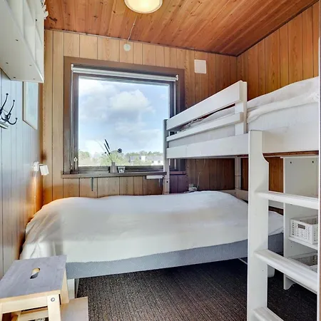 Laiurenty - 1km From The Sea By Interhome *